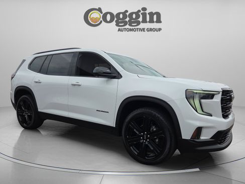 Used 2024 GMC Acadia Elevation w/ Black Edition FWD image 7