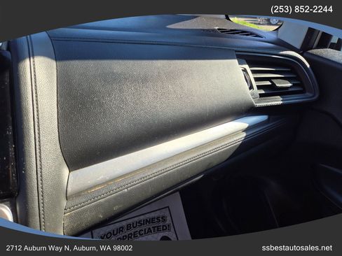 Used 2017 Honda Fit EX image 19