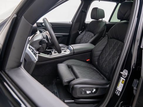 Certified 2025 BMW X5 M60i image 16