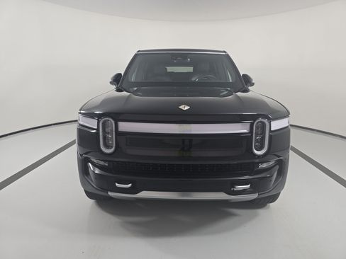 Used 2024 Rivian R1S Adventure AWD/4WD image 8