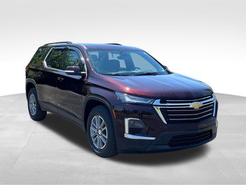 Certified 2023 Chevrolet Traverse LT AWD/4WD image 1
