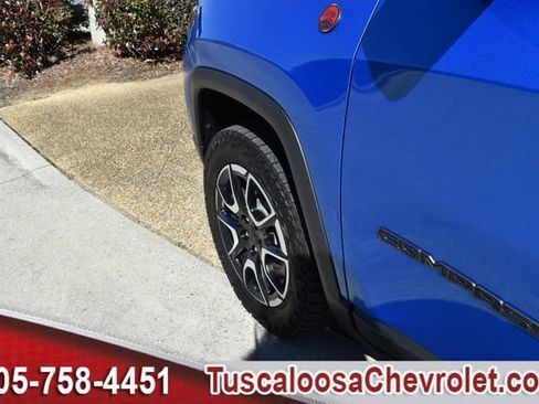 Used 2024 Jeep Compass Trailhawk image 17