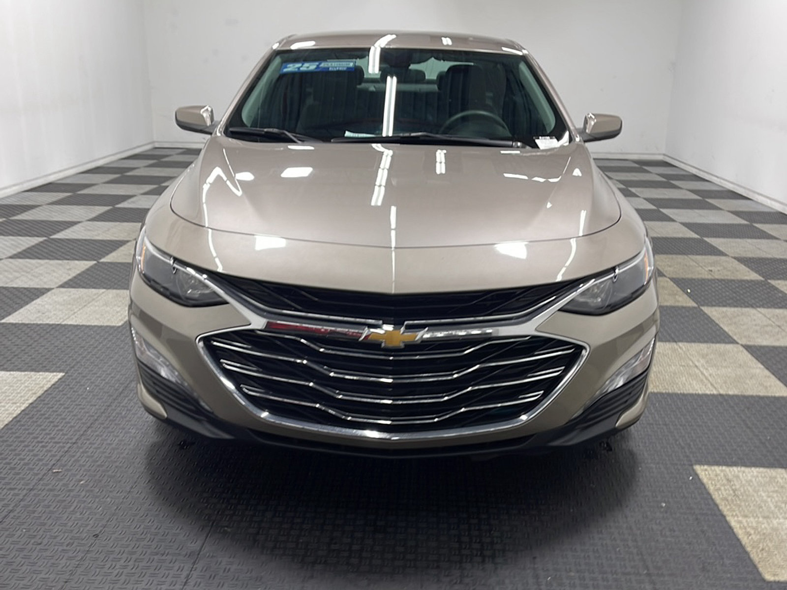Used 2025 Chevrolet Malibu LT FWD image 23