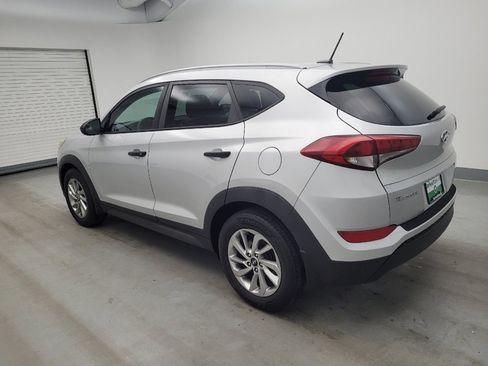 Used 2016 Hyundai Tucson SE w/ Option Group 02 FWD image 3