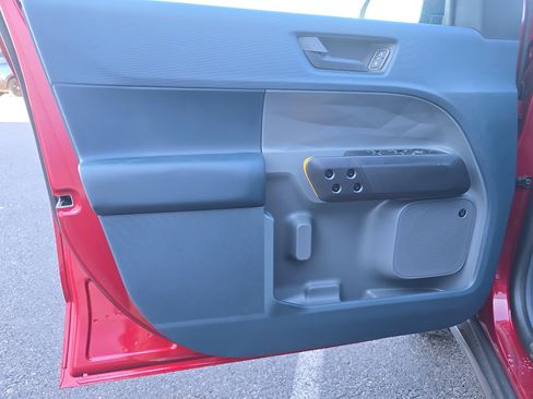 New 2025 Ford Maverick Tremor image 18