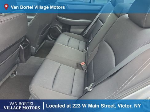 Used 2017 Subaru Legacy 2.5i Premium image 23