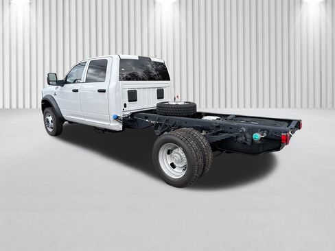 New 2026 RAM 5500 Tradesman w/ Chrome Appearance Group image 7