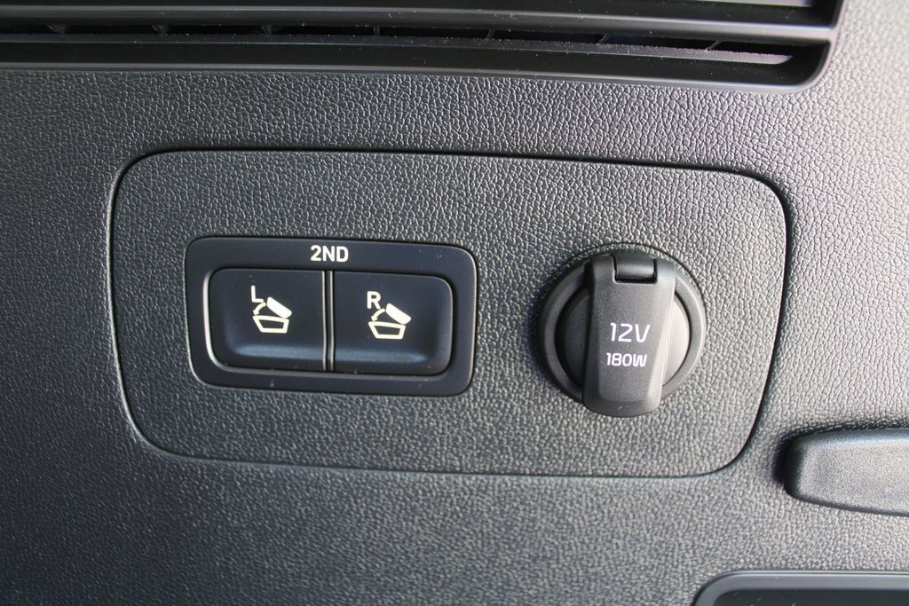Certified 2023 Kia Sorento SX AWD/4WD image 11