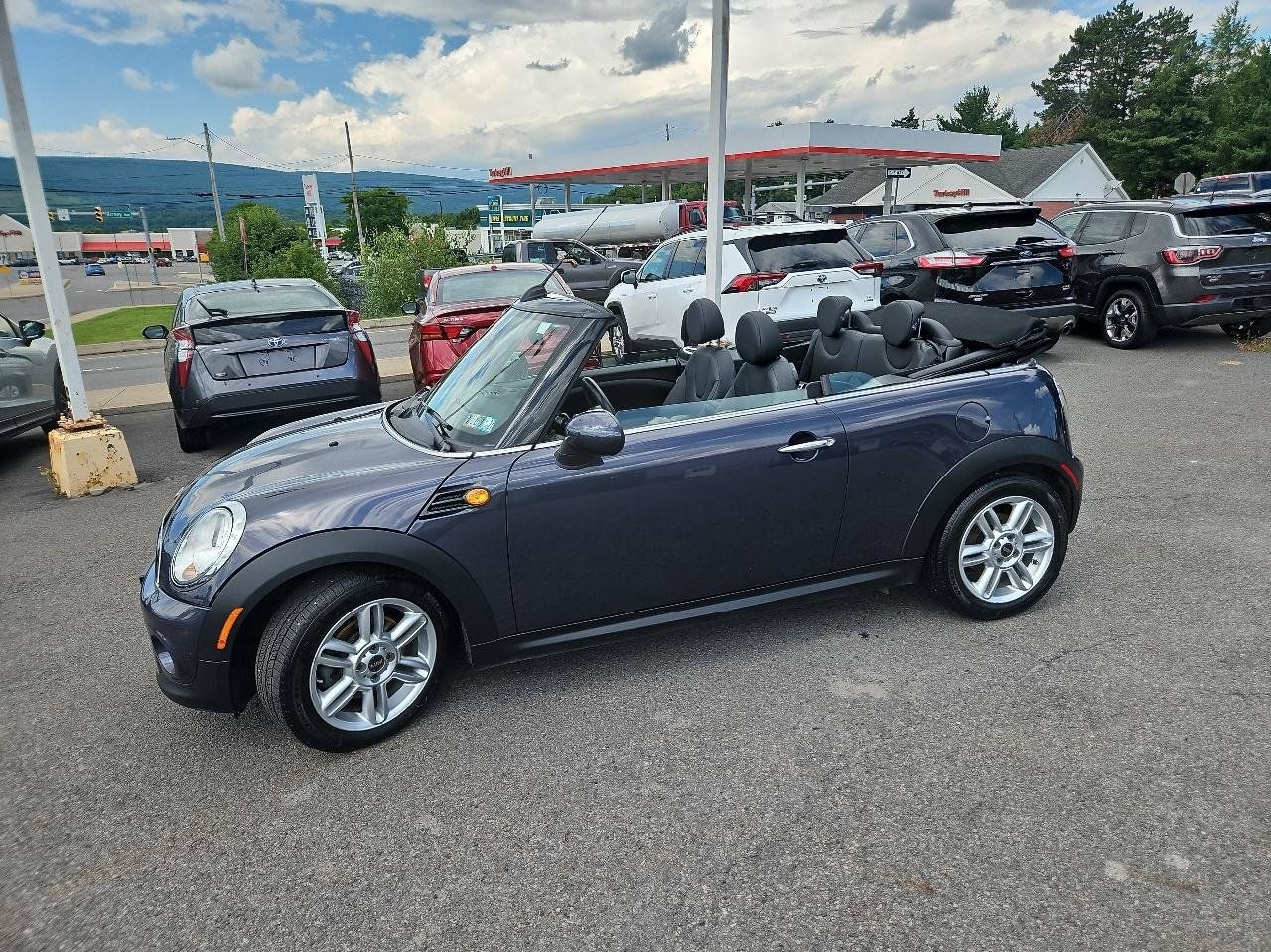 Used 2012 MINI Cooper Convertible FWD image 7