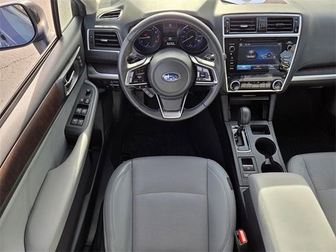 Used 2019 Subaru Outback 3.6R Limited w/ Popular Package #2 image 12
