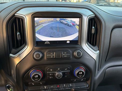 Used 2022 Chevrolet Silverado 2500 LT w/ Convenience Package AWD/4WD image 22