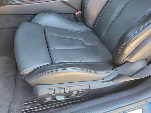 Used 2012 BMW M6 Convertible RWD image 10
