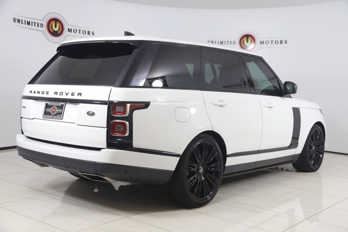 Used 2018 Land Rover Range Rover Supercharged AWD/4WD image 3