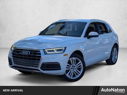 Used 2019 Audi Q5 2.0T Premium Plus w/ Premium Plus Package image 1