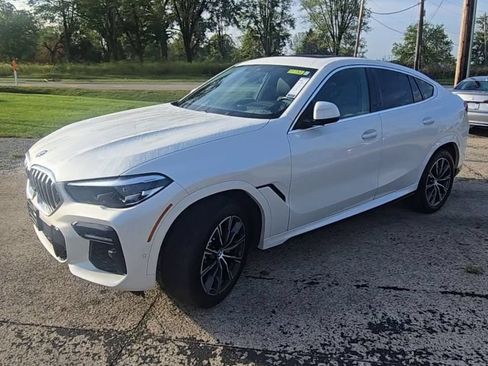 Used 2022 BMW X6 xDrive40i AWD/4WD image 4