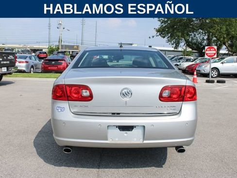 Used 2007 Buick Lucerne CXS w/ Driver Confidence Package FWD image 4