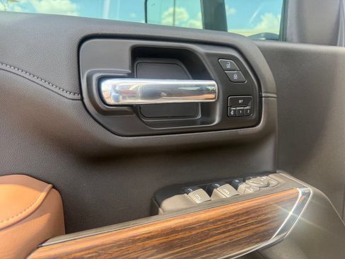 Used 2022 Chevrolet Silverado 3500 High Country AWD/4WD image 27