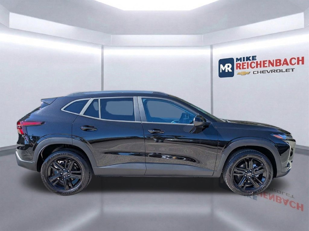 New 2026 Chevrolet Trax ACTIV w/ Driver Confidence Package FWD image 4