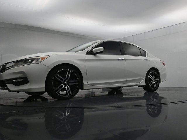 Used 2017 Honda Accord Sport Special Edition image 42