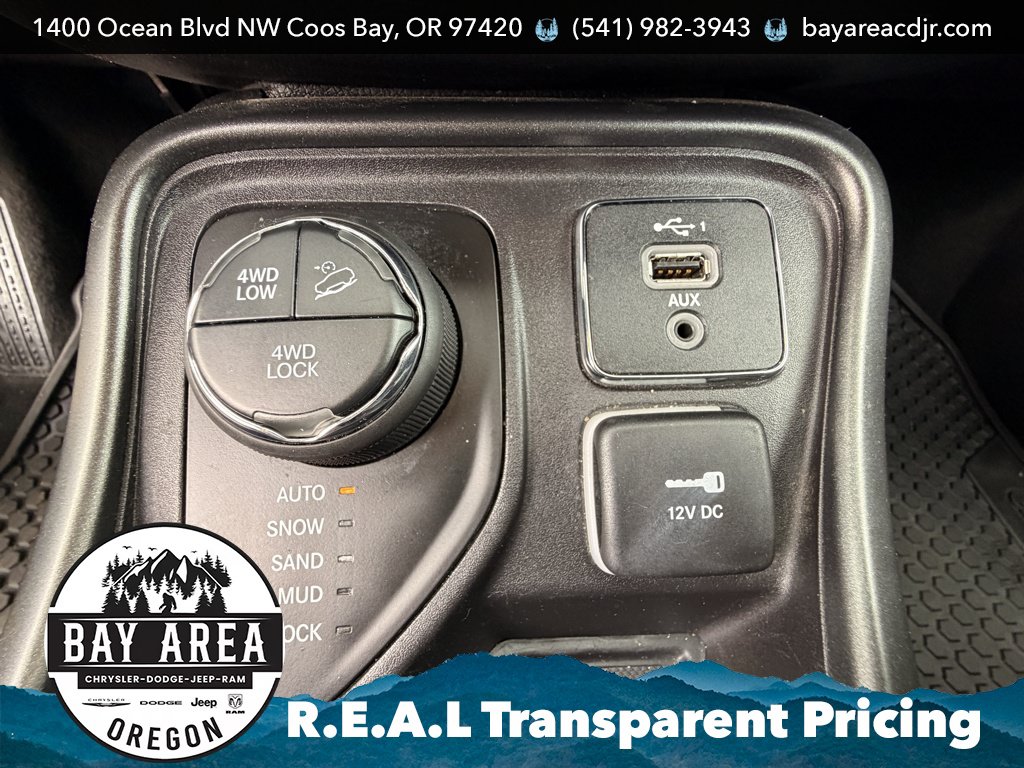 Used 2019 Jeep Compass Trailhawk AWD/4WD image 18