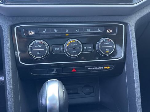 Used 2021 Volkswagen Atlas SEL image 30