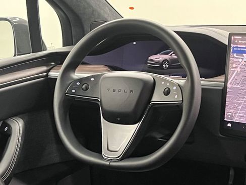 Used 2024 Tesla Model X AWD/4WD image 15