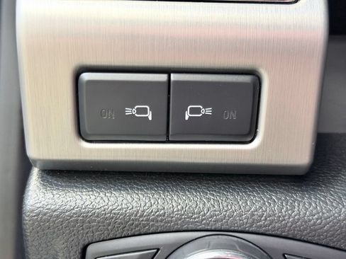 Used 2015 Ford F150 Platinum w/ Technology Package AWD/4WD image 37