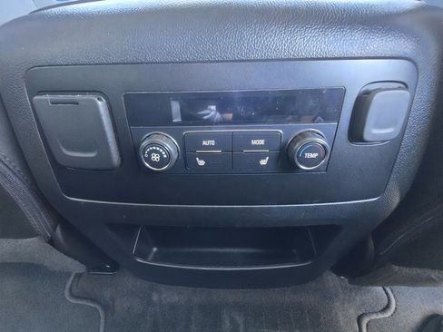 Used 2019 GMC Yukon Denali image 37