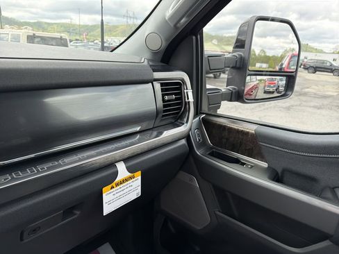 New 2026 Ford F350 Lariat AWD/4WD image 23