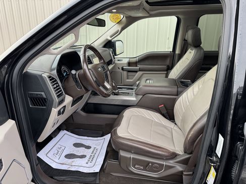 Used 2020 Ford F150 Limited w/ Trailer Tow Package image 9