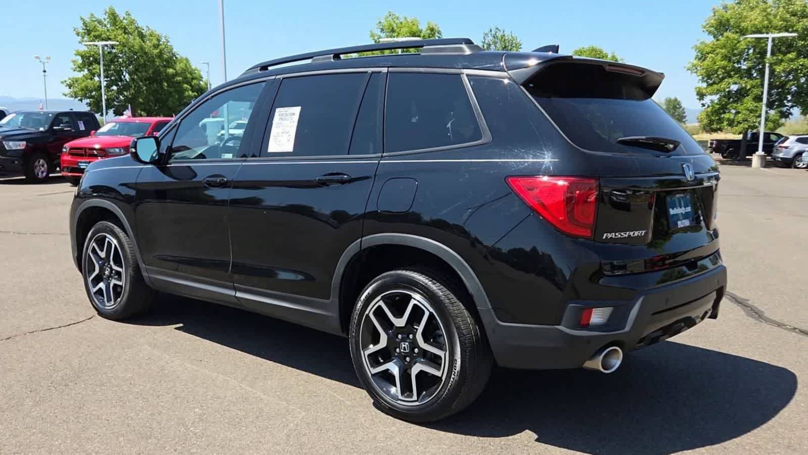 Used 2023 Honda Passport Elite image 6