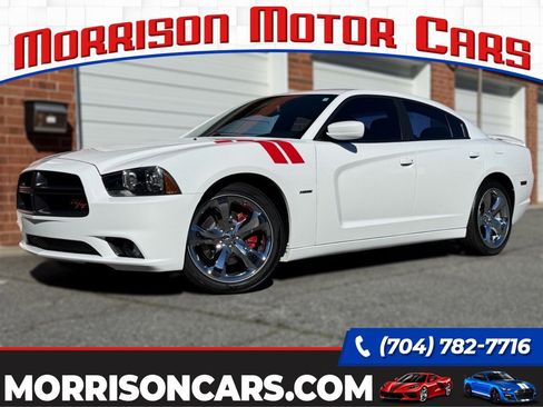 Used 2014 Dodge Charger R/T image 1