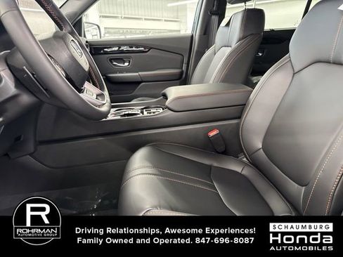 New 2026 Honda Pilot TrailSport image 4