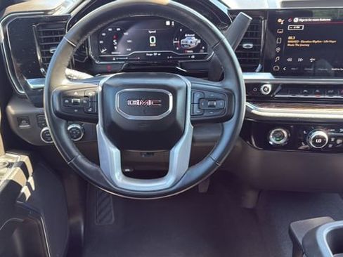 Used 2023 GMC Sierra 1500 Elevation AWD/4WD image 19