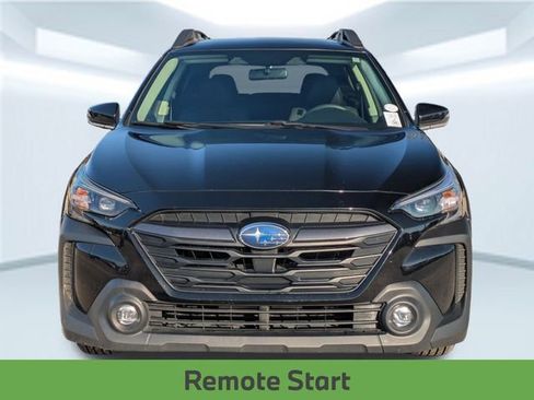 Used 2023 Subaru Outback Premium image 11