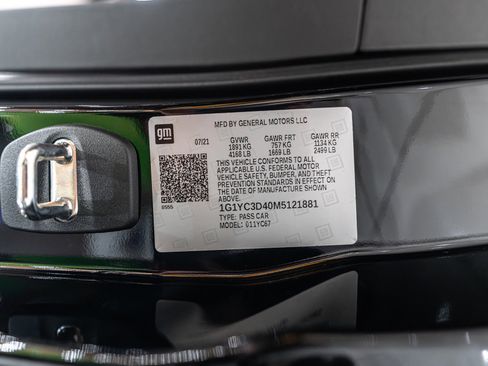 Used 2021 Chevrolet Corvette Stingray Premium Conv w/ Z51 Performance Package image 65