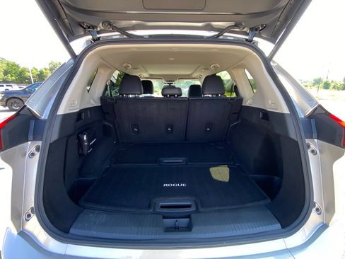 Used 2026 Nissan Rogue Platinum w/ Platinum Premium Package AWD/4WD image 13