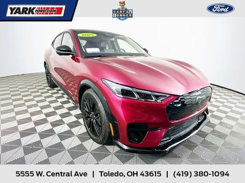 Used 2025 Ford Mustang Mach-E Premium w/ Sport Appearance Package image 1