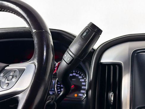 Used 2018 GMC Sierra 1500 SLE image 16