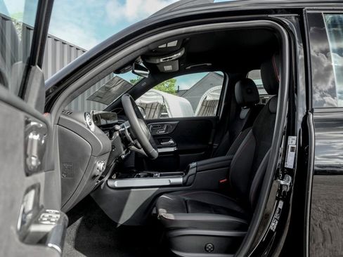 New 2026 Mercedes-Benz GLB 35 AMG 4MATIC image 12