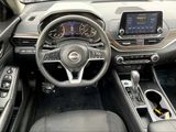 Used 2024 Nissan Altima 2.5 SV image 5