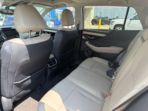 Used 2021 Subaru Outback Limited XT AWD/4WD image 9