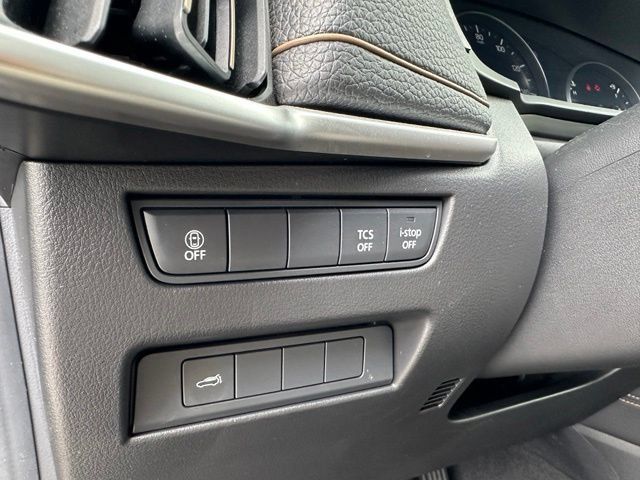 Used 2024 MAZDA CX-90 3.3 Turbo w/ Preferred Plus AWD/4WD image 22