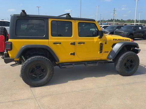 Used 2020 Jeep Wrangler Unlimited Rubicon w/ Dual Top Group AWD/4WD image 8