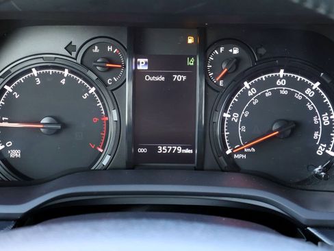 Used 2024 Toyota 4Runner SR5 RWD image 31