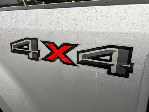 Used 2022 Ford F350 XLT w/ XLT Premium Package image 12