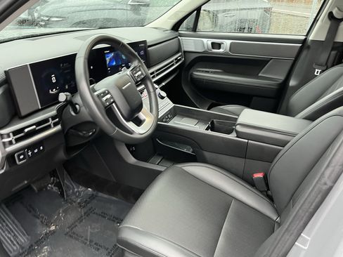 Certified 2024 Hyundai Santa Fe SEL image 9