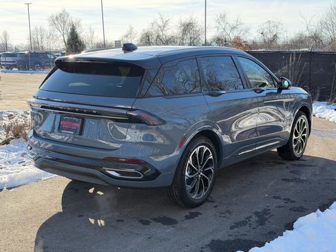 New 2026 Lincoln Nautilus Reserve image 5