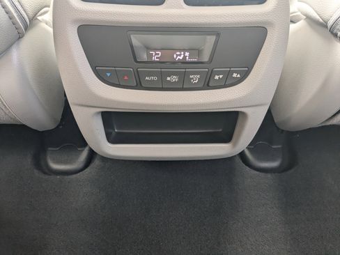 Used 2018 Honda Pilot EX-L image 19