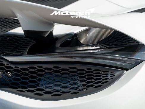 Used 2024 McLaren 750S Spider RWD image 32